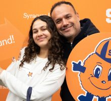 syracuse bound student with parent at syracuse university