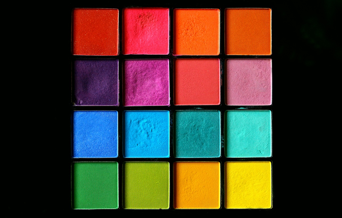 An eyeshadow palette with a rainbow of colors.