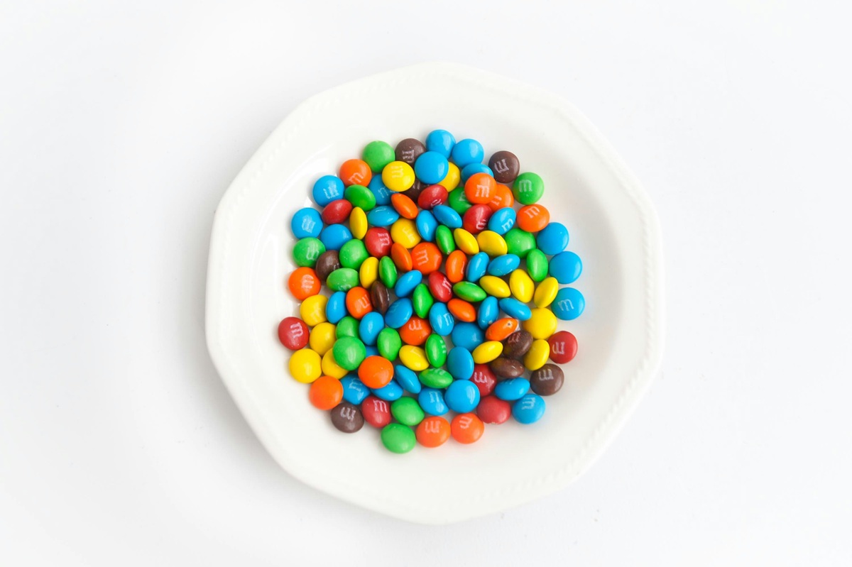 A bowl of M&Ms