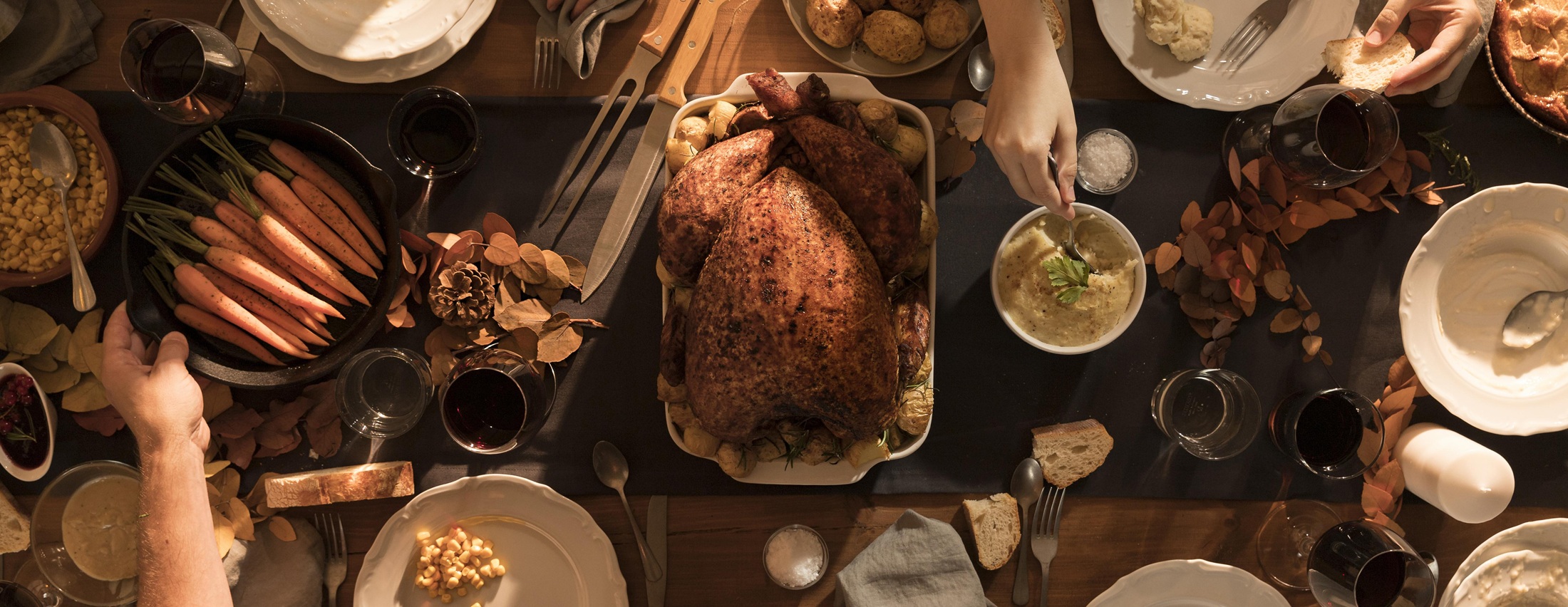 Your Guide to Hosting a Stress-Free Friendsgiving