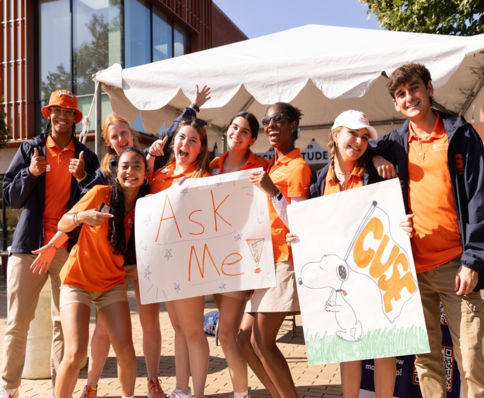 Syracuse University Welcome Orientation Leaders