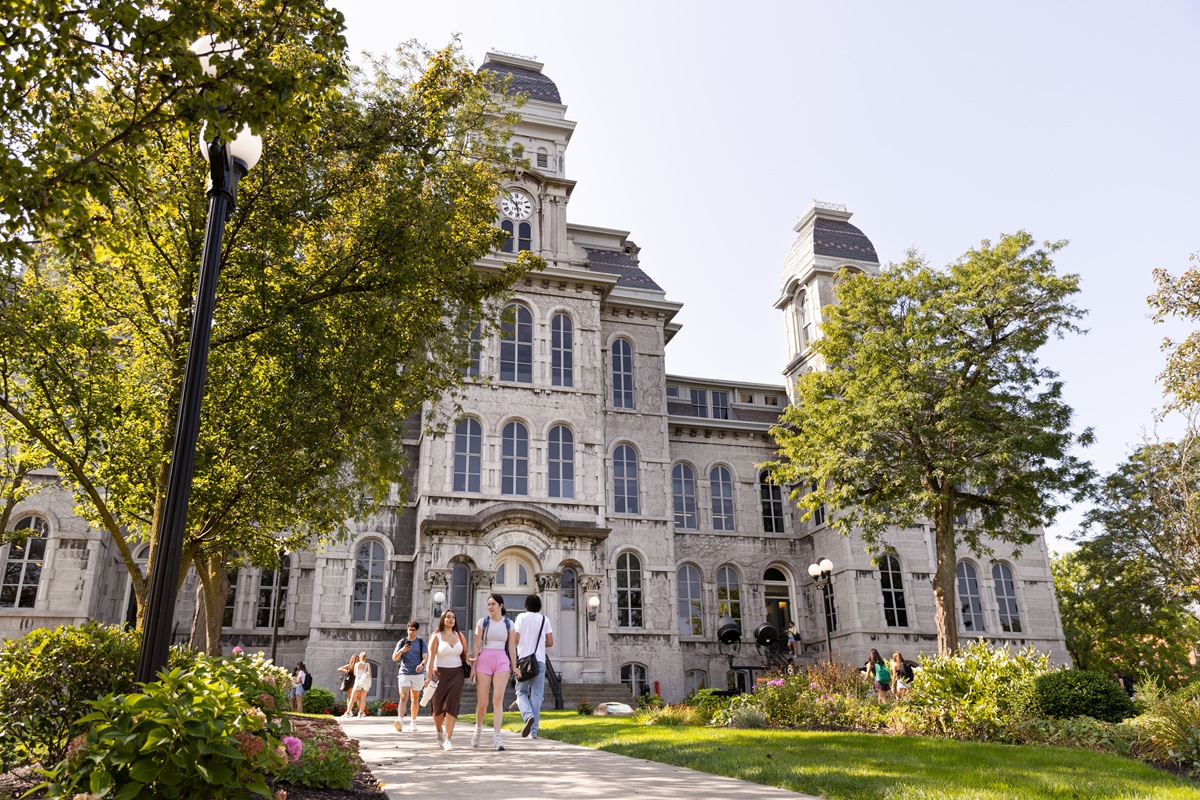 Students and members of the community participate in the First Day of Classes at Syracuse University 2024.