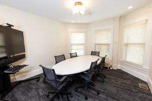 Interior shot of the Victor and Dakota Holman Meeting Room in the Barner-McDuffie House